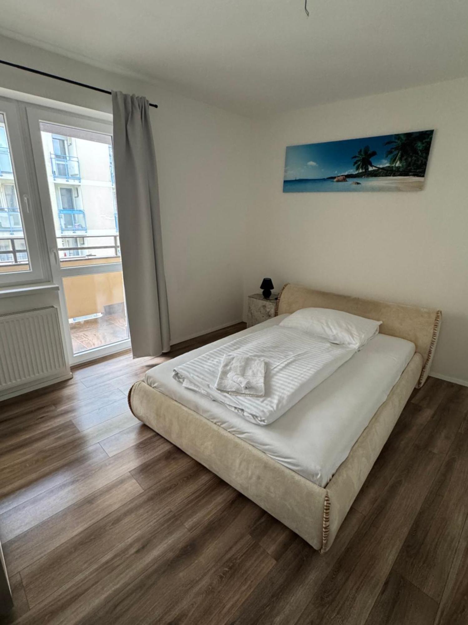Medena Apartment Old Town With Free Parking Братислава Экстерьер фото